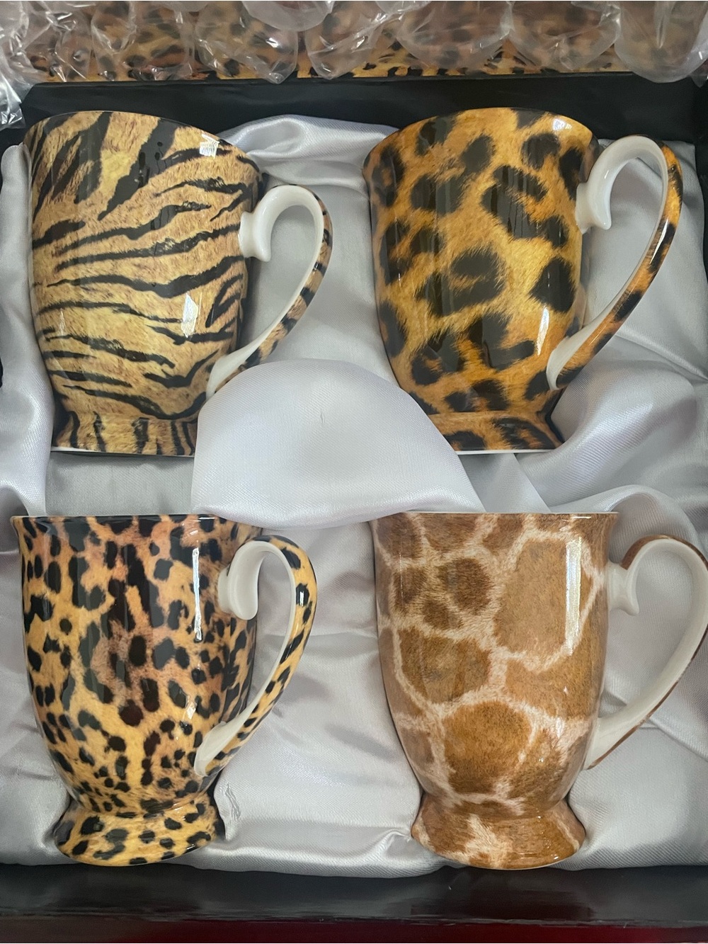 Animal Print Ceramic Mugs Set - Leopard & Tiger Pattern - 4 Pack